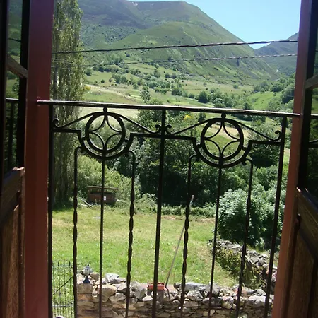 Rural Genestoso Otel Cangas De Narcea