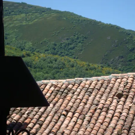 Rural Genestoso Otel