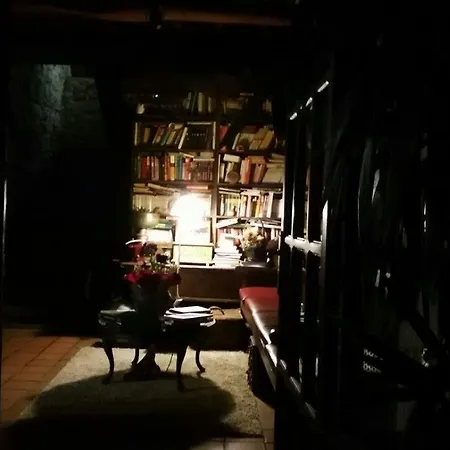 Rural Genestoso Otel