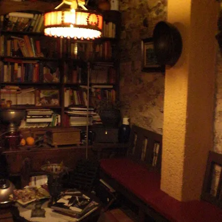 Rural Genestoso Otel