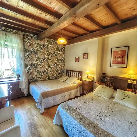 Rural Genestoso Otel 2*